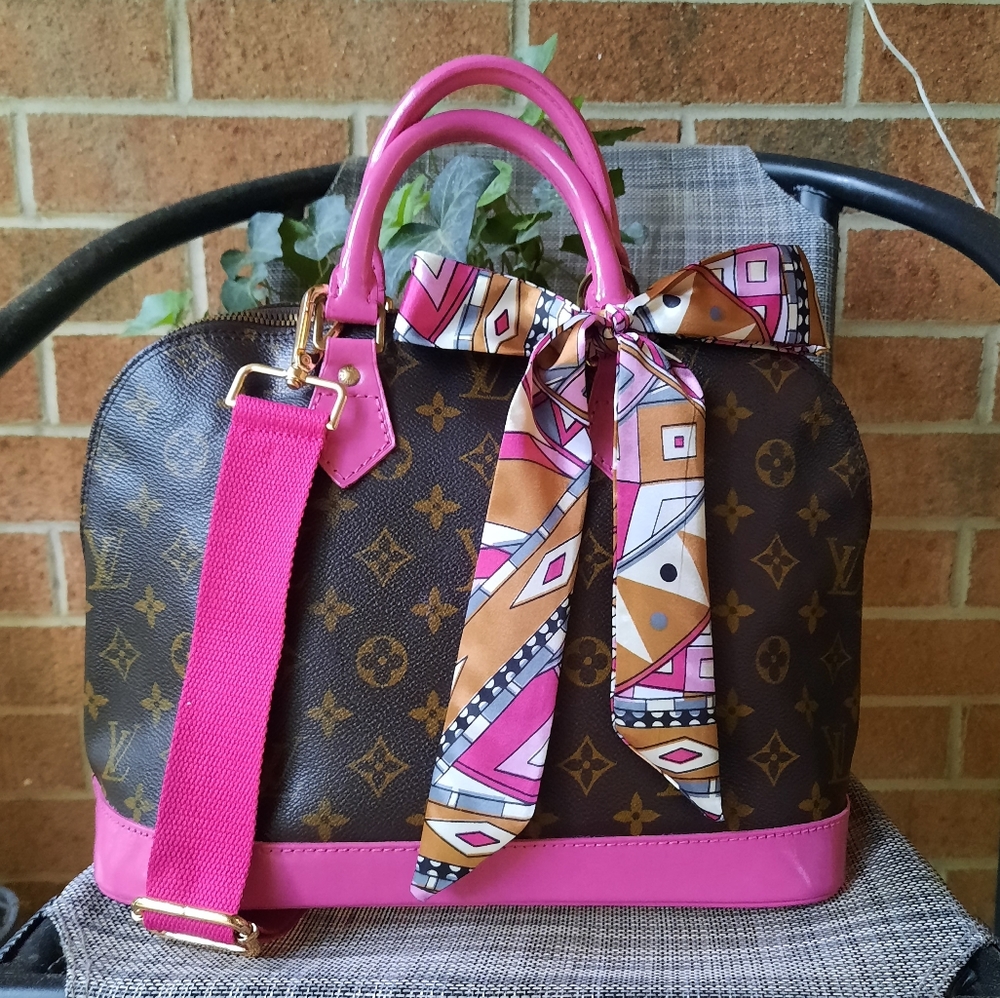 💕BEAUTIFUL💕 Louis Vuitton Alma PM